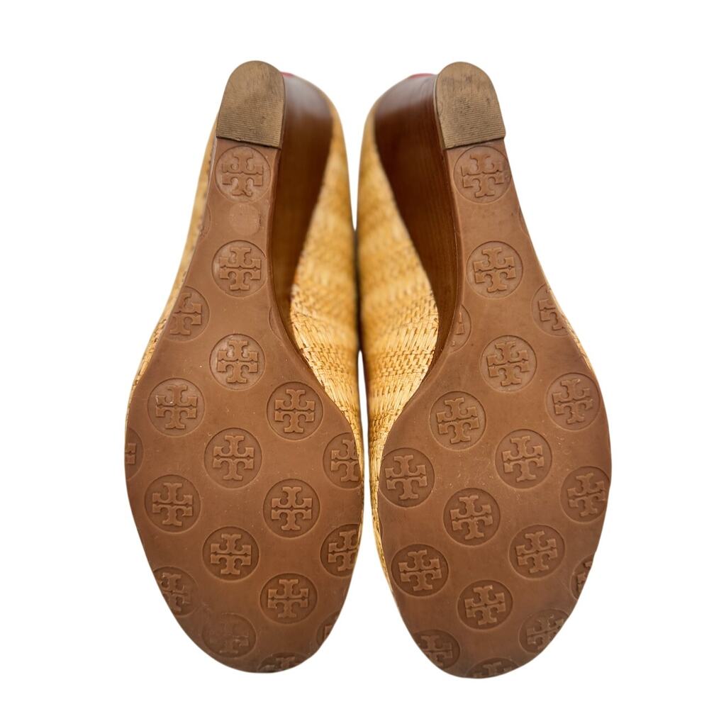 Tory Burch Reva Raffia Wedge Pumps 8M Straw Woven Red Logo Coastal Resort Shoes - Picture 3 of 16